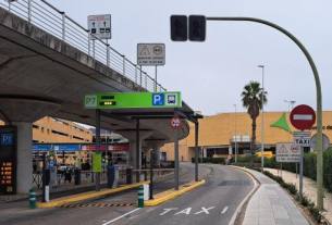 Parking expréss P7 Aeropuerto de Sevilla